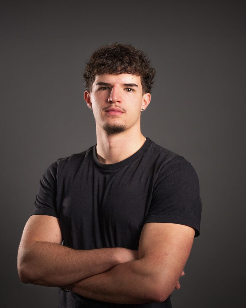 Portrait d'Alex Rodriguez Arias, fondateur de The Key Agency